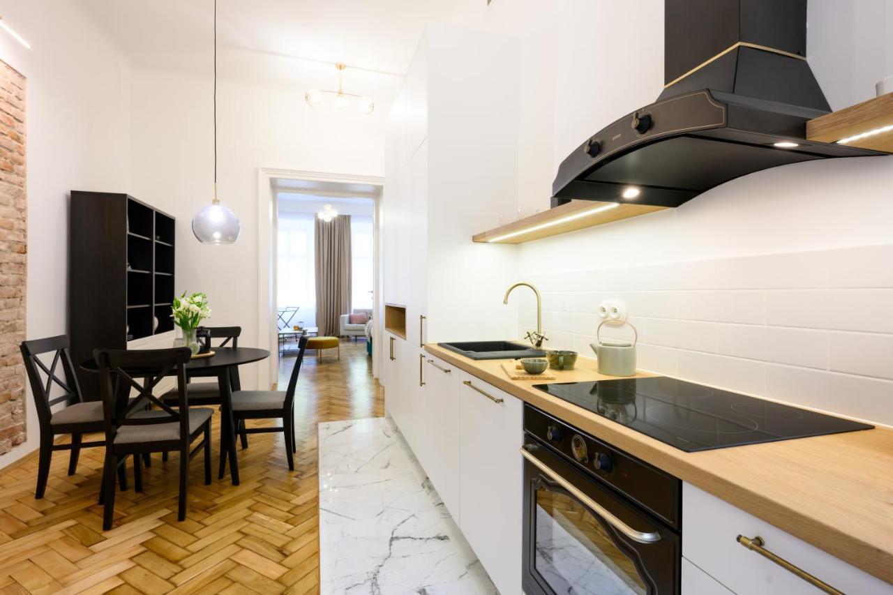 Native Apartments Dietla 71 Krakow Bagian luar foto